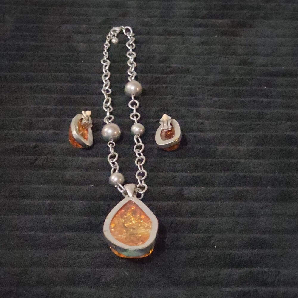 Vintage Faux Amber Necklace Clip On Earrings Set Silver Tone Teardrop Shimmer - Picture 4 of 16